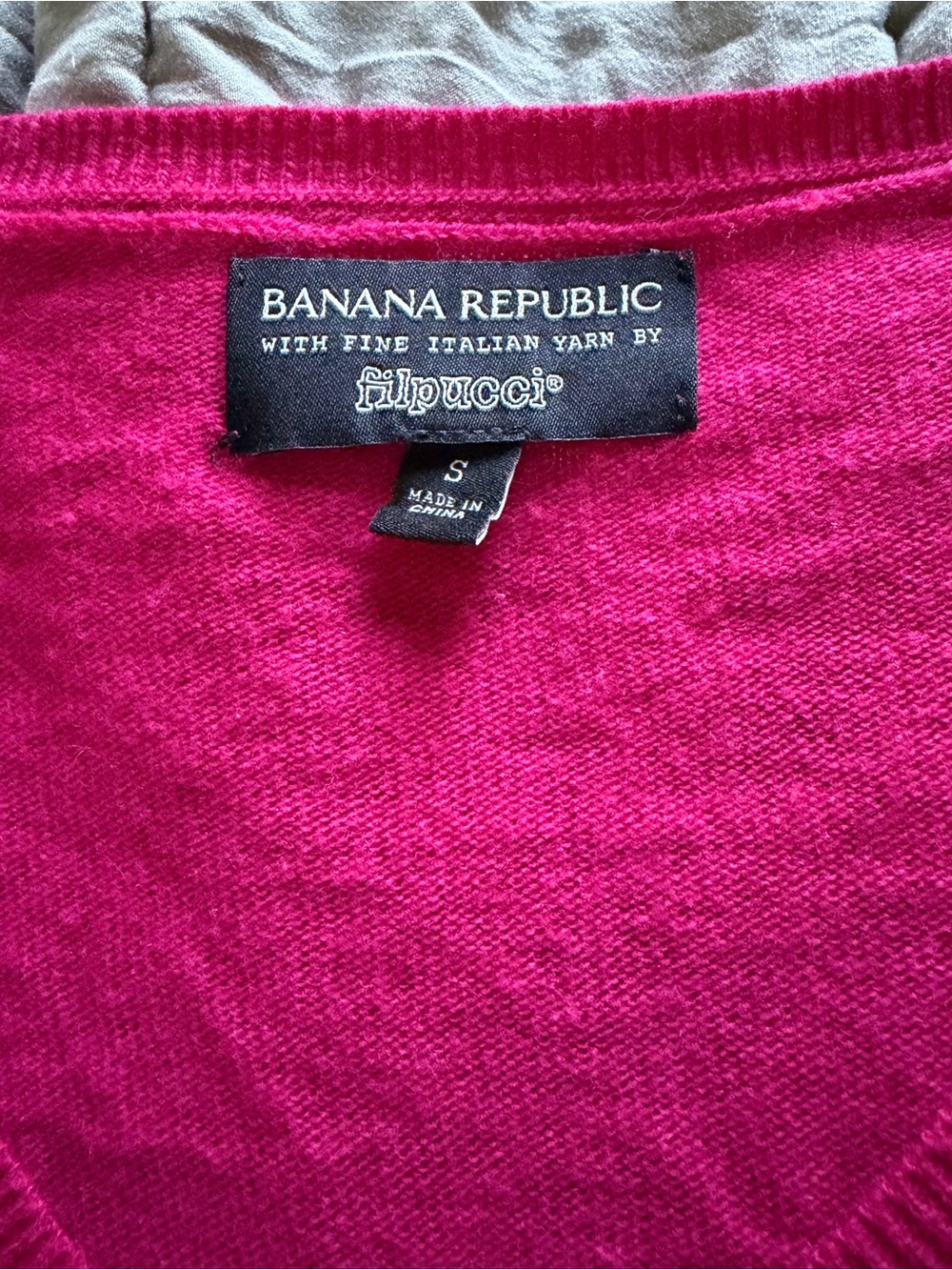 Banana Republic Fuchsia Knit Crewneck Sweater